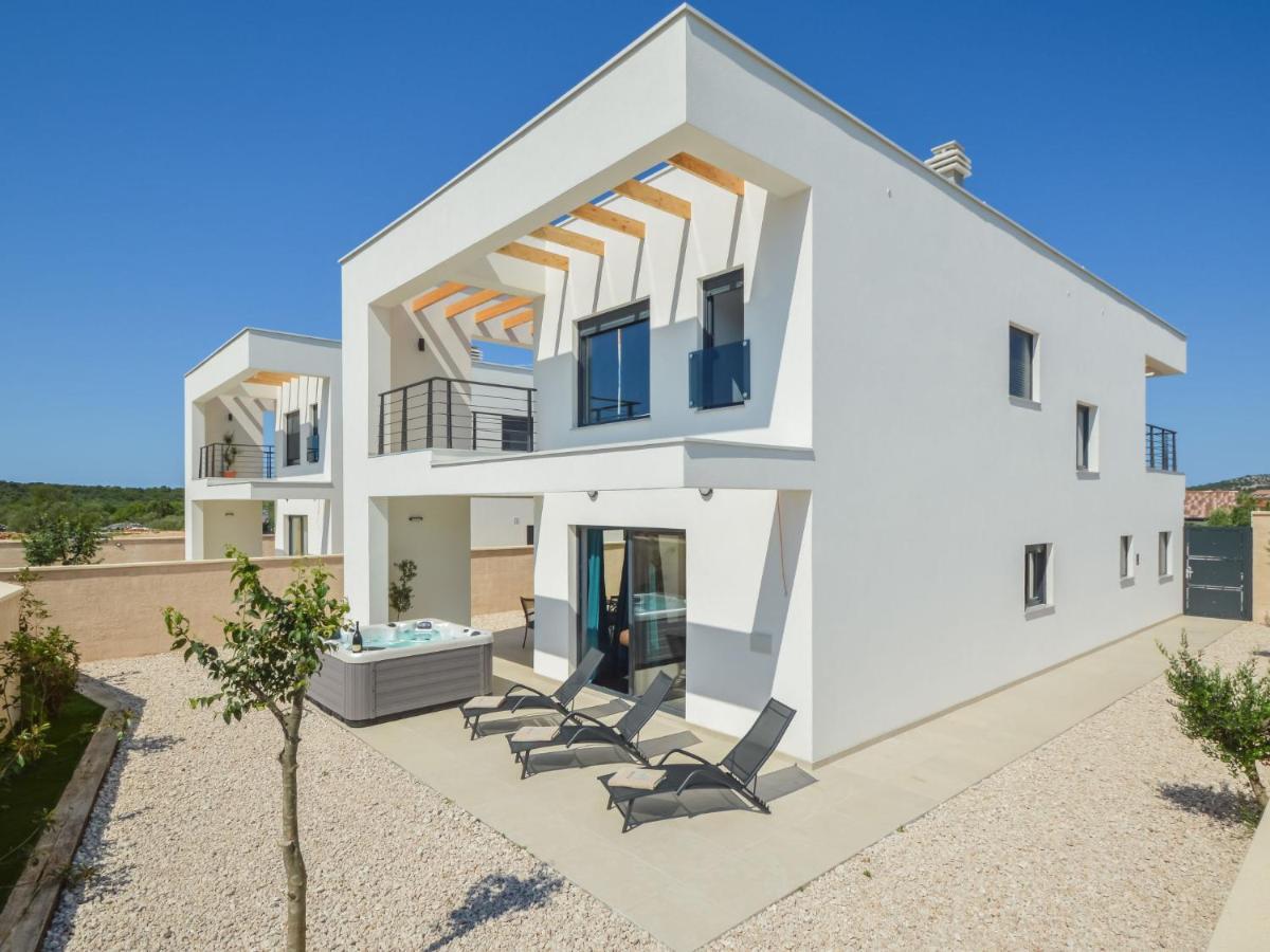 Villa Prova 1 By Interhome 耶泽拉 外观 照片