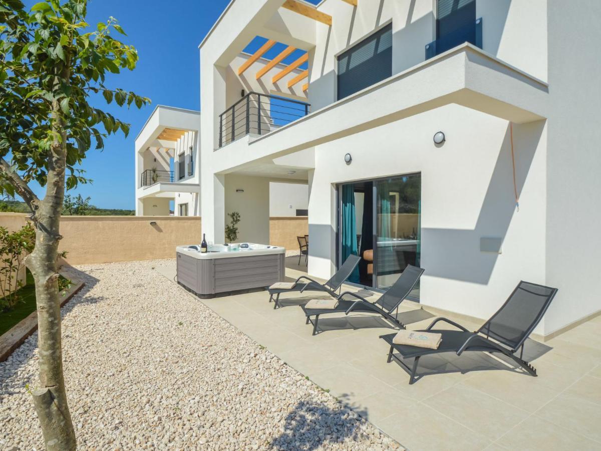 Villa Prova 1 By Interhome 耶泽拉 外观 照片